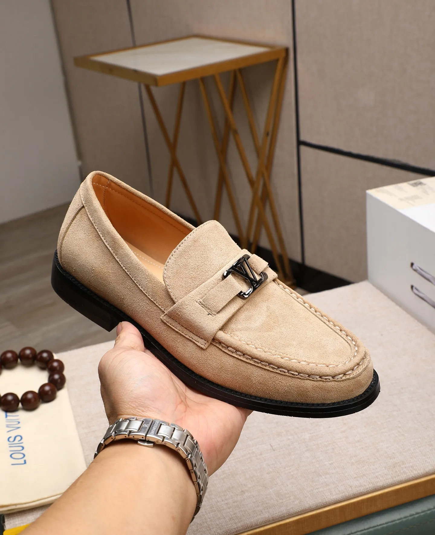 Men's shoes 💰480 📛📛(Niuli) high-end [LOUIS VUITTON】Louis Vuitton official website synchronizes new products👟Milan fashion catwalk style🇰🇾🇰🇾LV house logo, celebrity style, a must-have for fashionistas⚠️First-layer calfskin➕Cowhide lining➕Official website original original outsole👞Number 38-44
